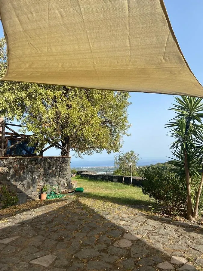 피에디몬테 에트네오 Mandorlo Dell'Etna, Casa Siciliana 빌라 펜션 피에디몬테 에트네오